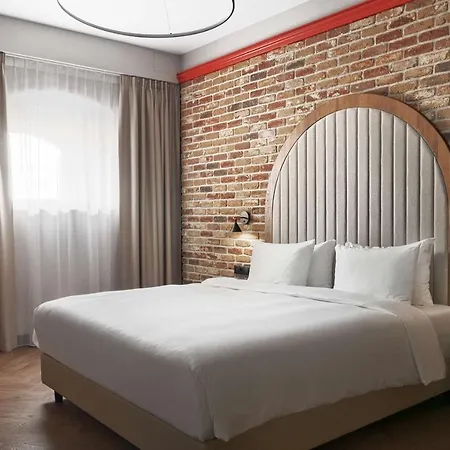 Radisson Red Gdansk, Wyspa Spichrzow Aparthotel 4*